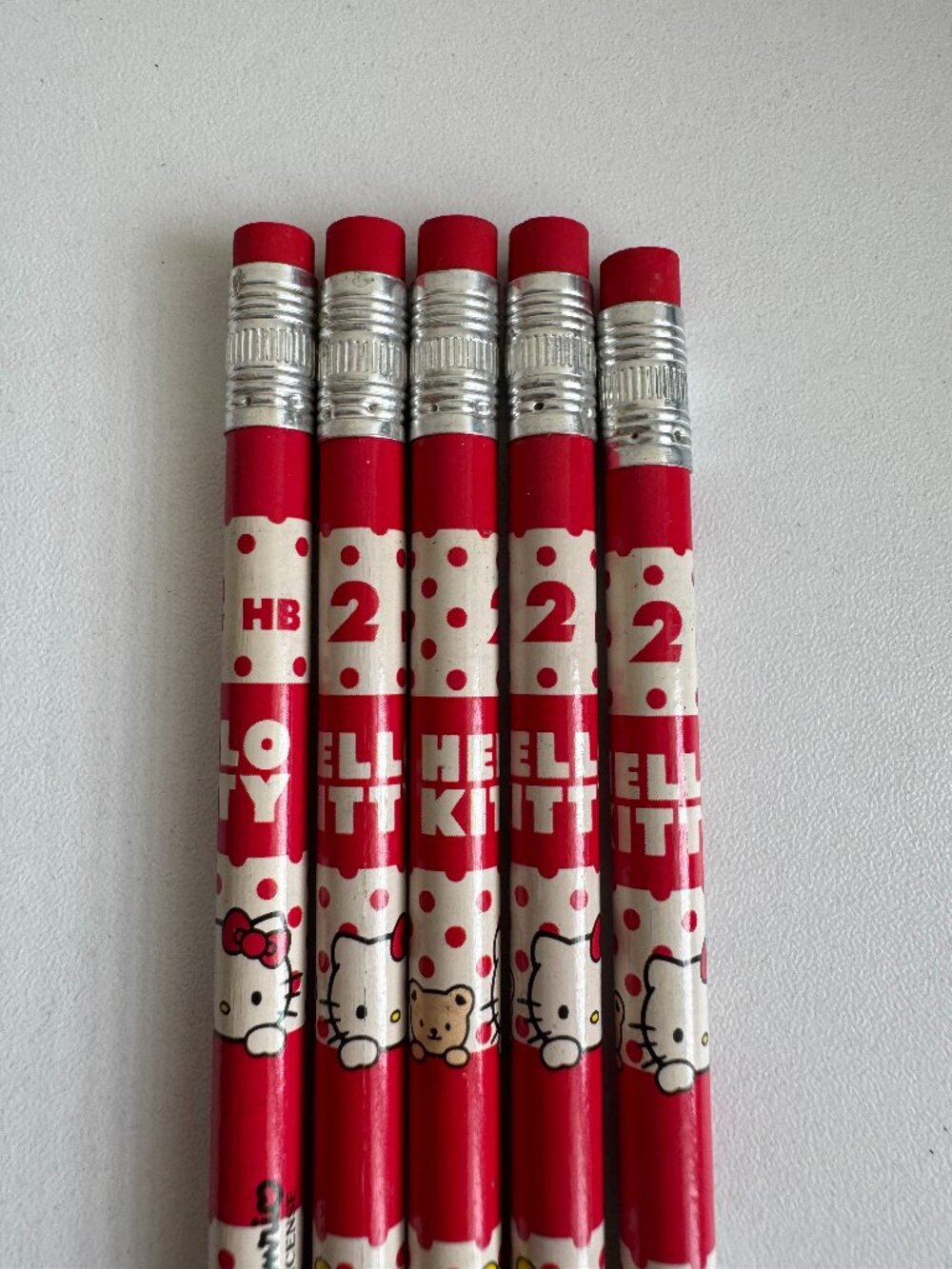 Sanrio Hello Kitty HB #2 Pencil Set of 5 2011 Kawaii Made in Taiwan